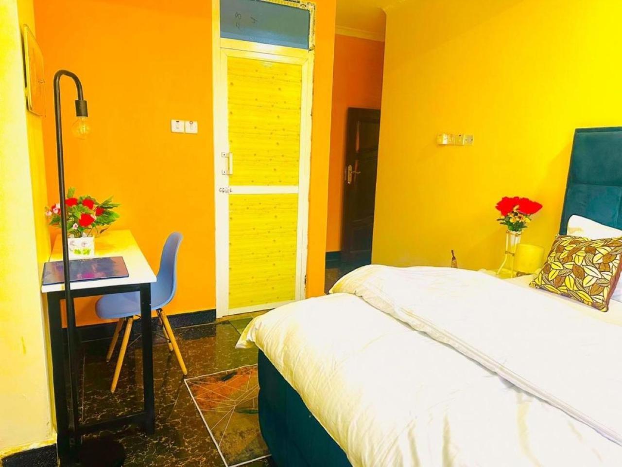 Downtown Dreamspace - 3 Bedrooms *