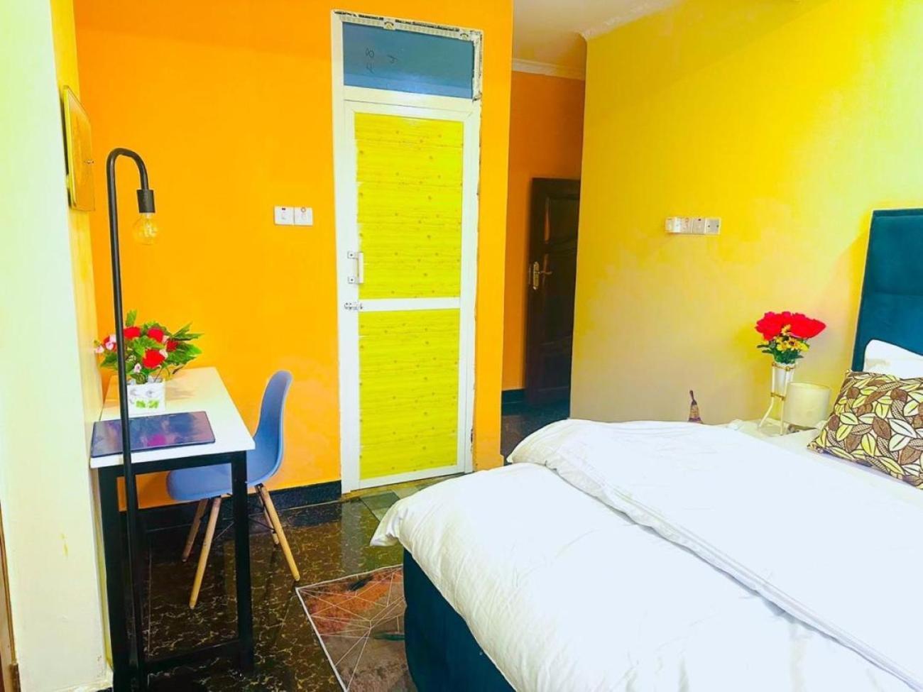 Downtown Dreamspace - 3 Bedrooms