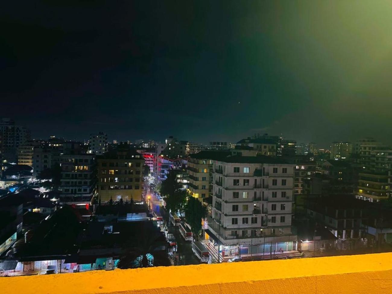 Downtown Dreamspace - 3 Bedrooms *