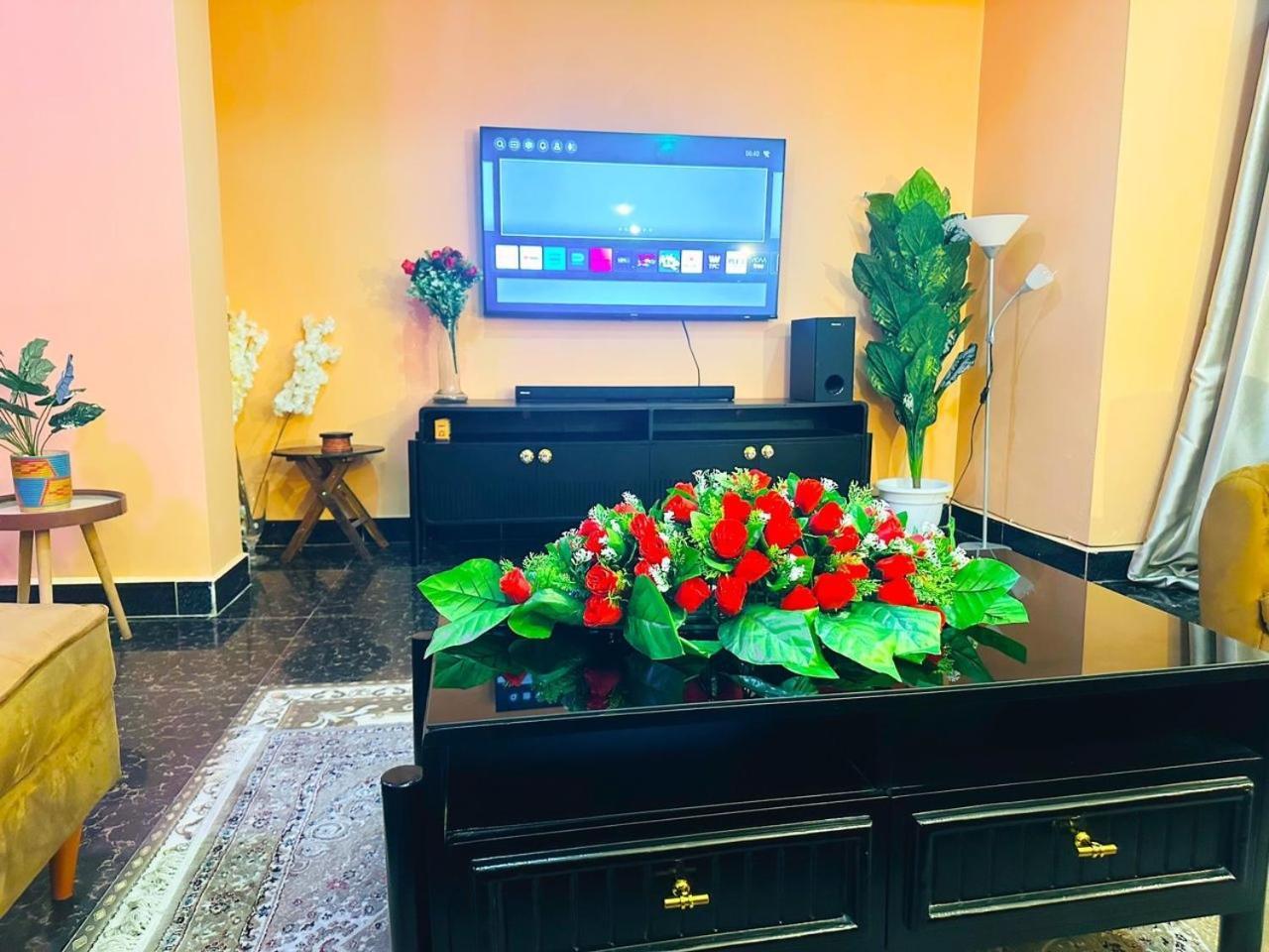 Downtown Dreamspace - 3 Bedrooms *