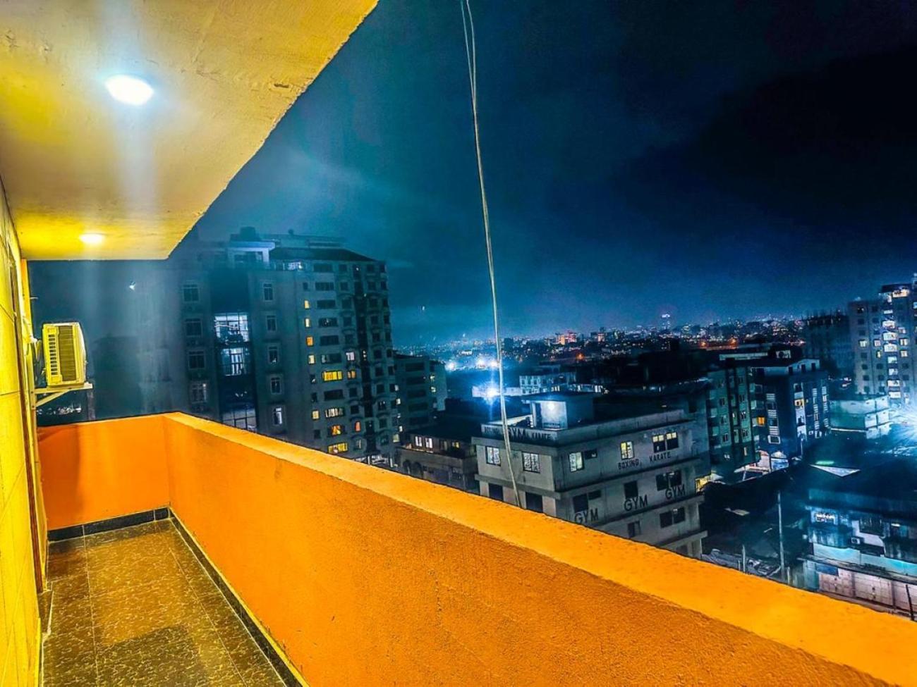 Downtown Dreamspace - 3 Bedrooms